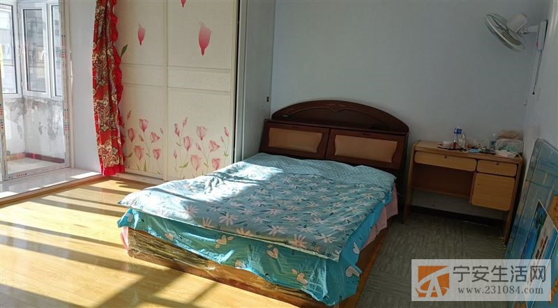 出租单间 及 床位